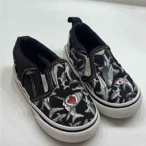 Vans Kids Shark Print Slip-On Shoes - Black